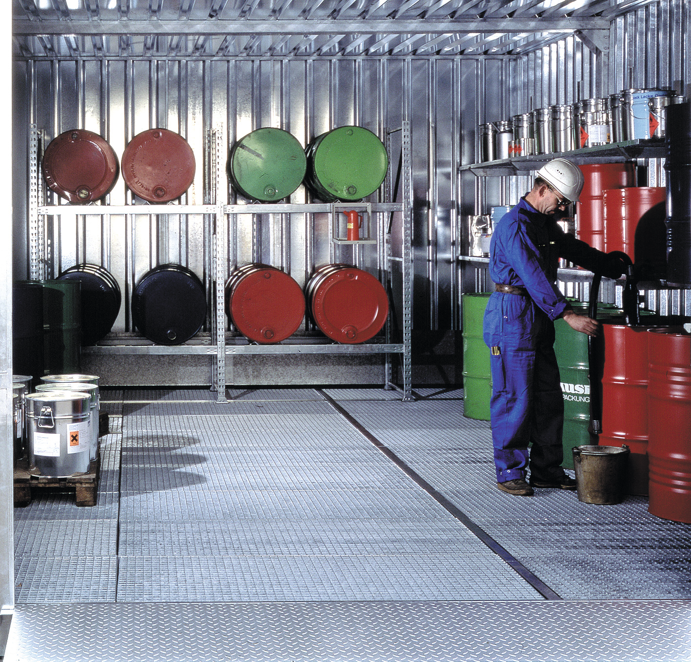 Sicherheitsbodenelement Auffangvolumen 20l T500 x B500mm