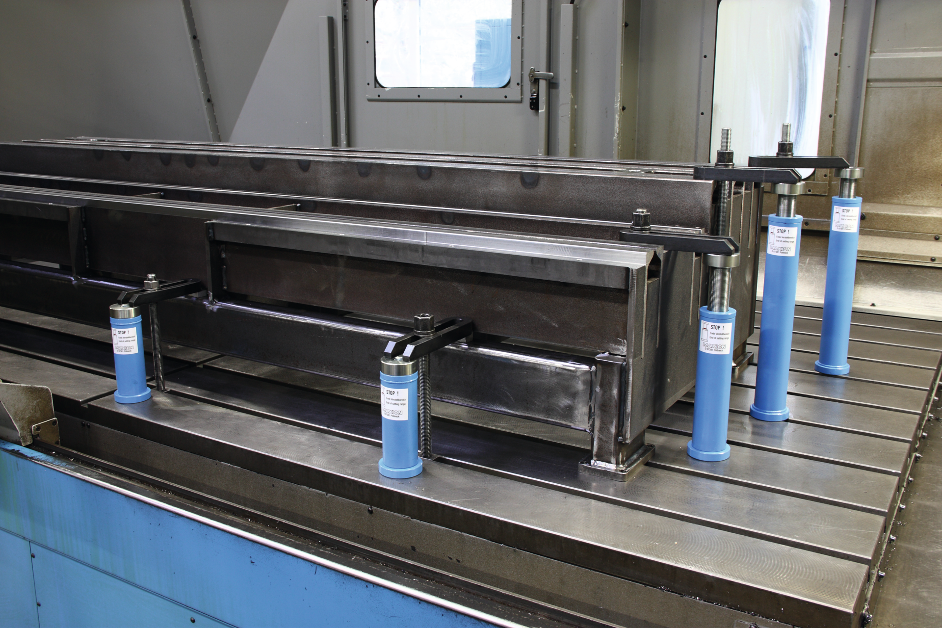 Schraubbock 275-400mm Typ MB275 58kN