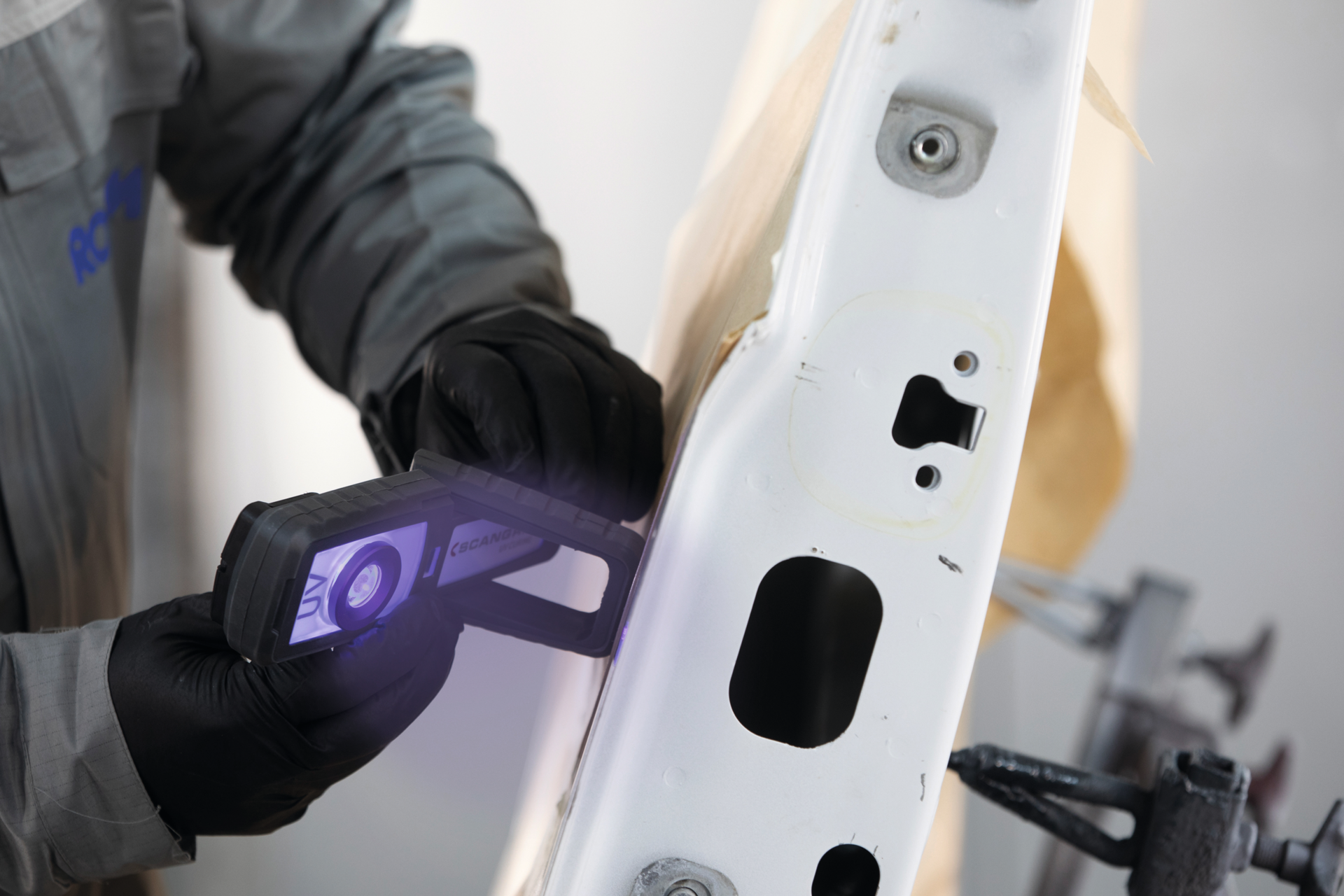 Akku-Arbeitslampe LED "UV-LIGHT" für UV-Härtung IP30 mit Magnet